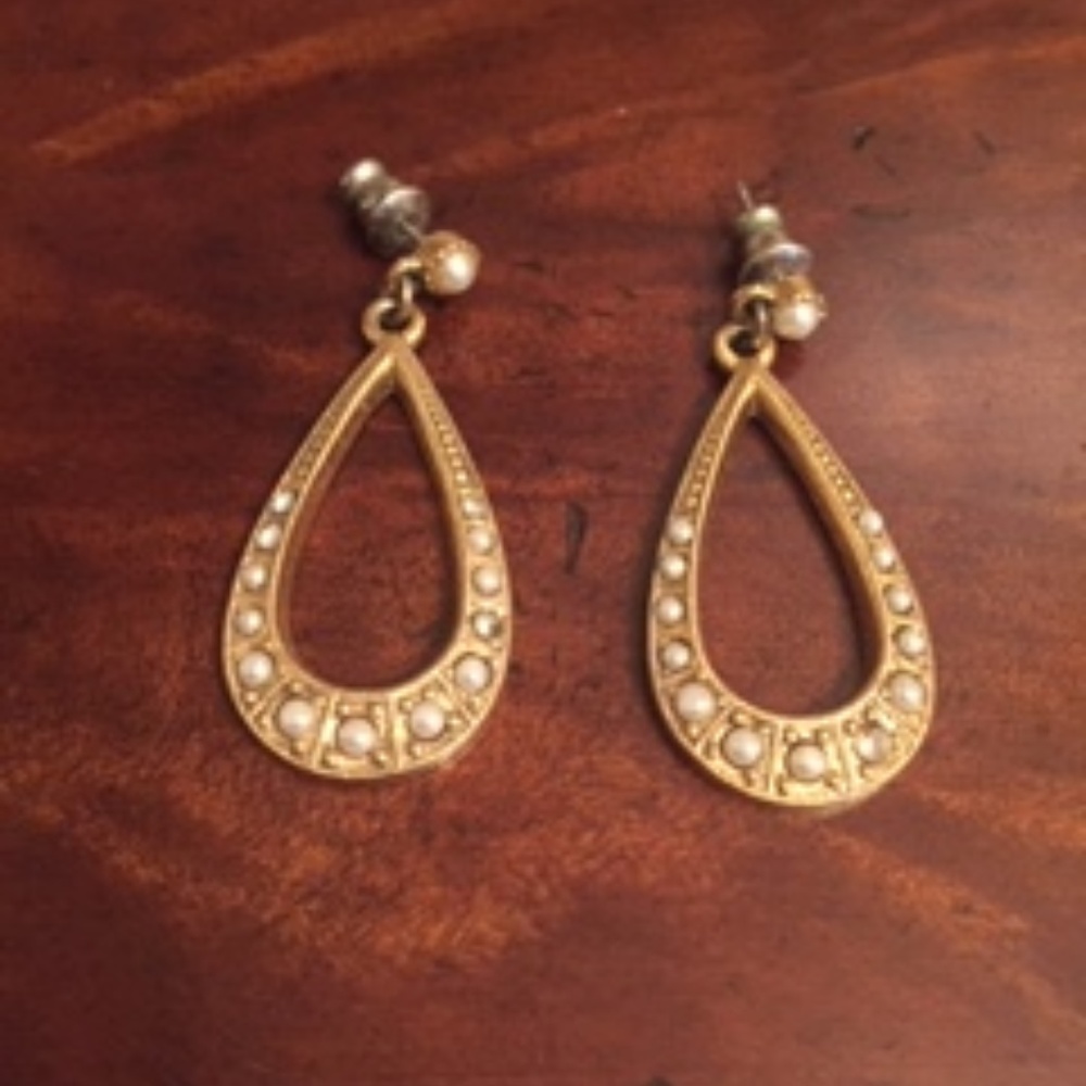 1928 faux pearl necklace and dangle earrings - Picture 4 of 4